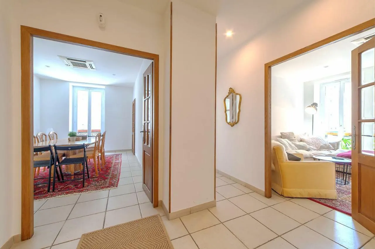 Lovely Large Familial Apartment In Central Nice, Ten Minutes Walk To The Beach! 0*, Nice France